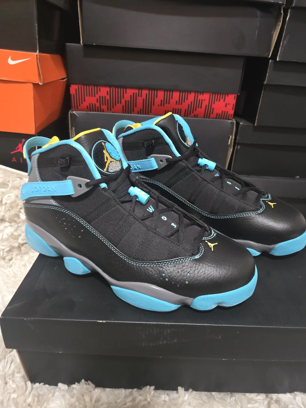 Air Jordan 6 ring Men's Shoe's Black and Turquoise Basketball Shoes Size 10